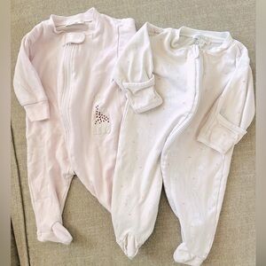 Bundle of two Kissy Kissy zippies